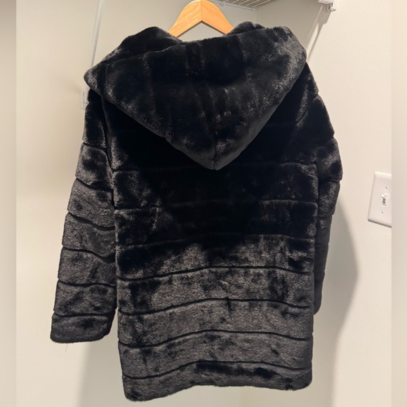 Apparis Hazel Black Faux Fur Coat - Picture 3 of 4